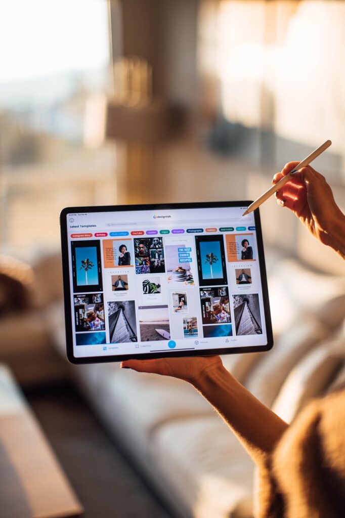 ipad, ipad pro, laptop, tablet, pro, design, device, apple, designlab, stylus, apple pencil, brown computer, brown laptop, brown apple, brown tablet, ipad pro, ipad pro, ipad pro, ipad pro, ipad pro